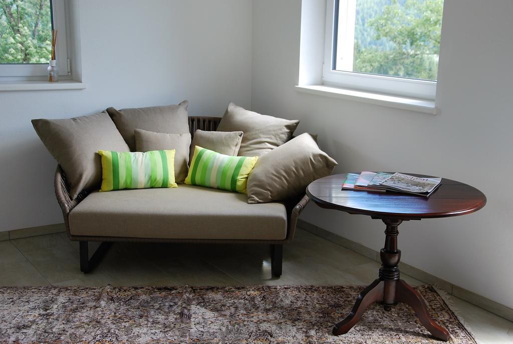 Haus Pflaum Apartment Dellach im Drautal Luaran gambar